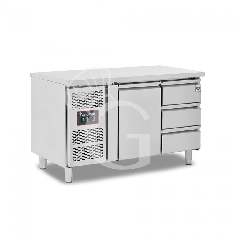Mesa refrigerada con 1 puerta, 3 cajones de 1/3, profundidad 700 mm, temperatura -2°C/+8°C, motor a la izquierda