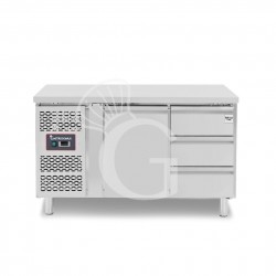 Mesa refrigerada con 1 puerta, 3 cajones de 1/3, profundidad 700 mm, temperatura -2°C/+8°C, motor a la izquierda