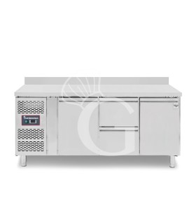 Mesa refrigerada con 2 puertas, 2 cajones de 1/2, peto trasero, profundidad 700 mm, temperatura -2°C/+8°C, motor a la izquierda