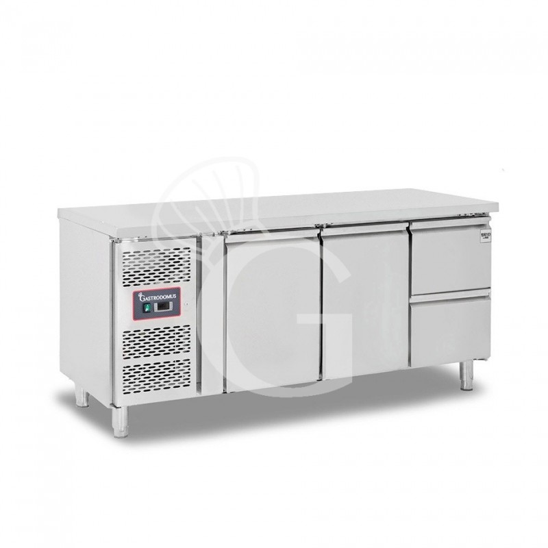 Mesa refrigerada con 2 puertas, 2 cajones de 1/2, profundidad 700 mm, temperatura -2°C/+8°C, motor a la izquierda