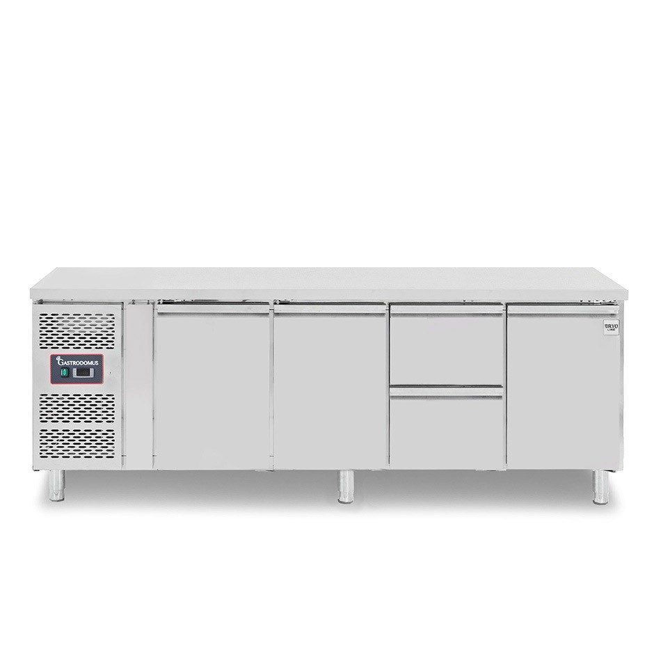 Mesa refrigerada con 3 puertas, 2 cajones de 1/2, profundidad 700 mm, temperatura -2°C/+8°C, motor a la izquierda