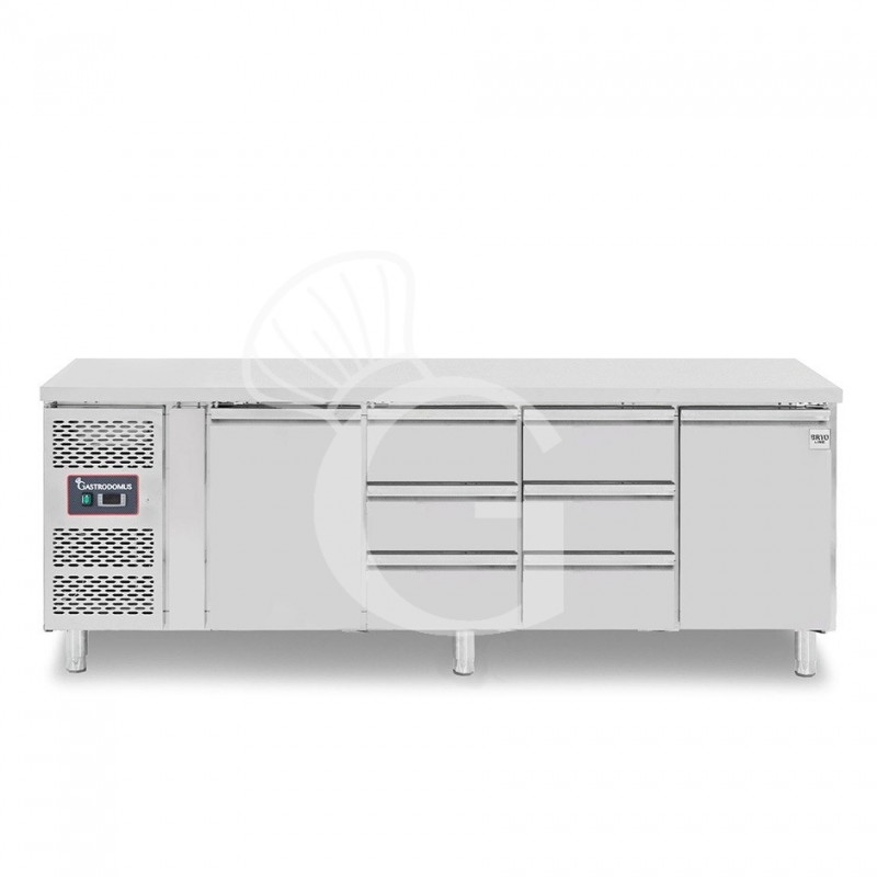 Mesa refrigerada con 2 puertas, 6 cajones de 1/3, profundidad 700 mm, temperatura -2°C/+8°C, motor a la izquierda