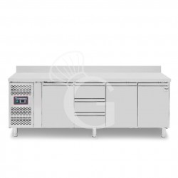 Mesa Refrigerada 3 Cajones 3 Puertas 700 mm de profundidad -2°C/+8°C, peto trasero, Motor a la Izquierda