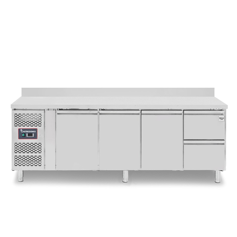 Mesa refrigerada con 3 puertas, 2 cajones de 1/2, peto trasero, profundidad 700 mm, temperatura -2°C/+8°C, motor a la izquierda