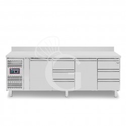 Mesa refrigerada con 2 puertas, 6 cajones de 1/3, peto trasero, profundidad 700 mm, temperatura -2°C/+8°C, motor a la izquierda