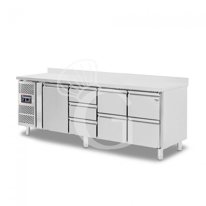 Mesa Refrigerada 7 Cajones 1 Puerta 700 mm de profundidad -2°C/+8°C, peto trasero, Motor a la Izquierda