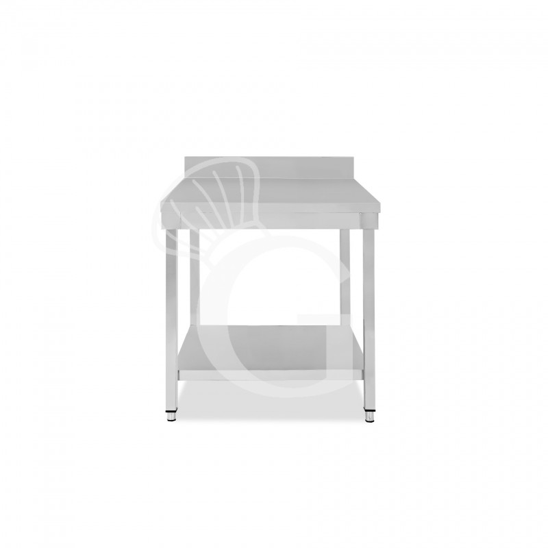 Mesa de trabajo de acero inoxidable con estante inferior y peto con dimensiones L 600 mm x P 700 mm x A 965 mm