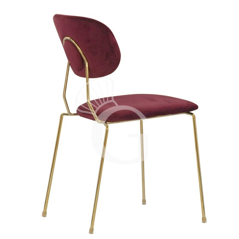 Silla con estructura de latón y tapicería de terciopelo