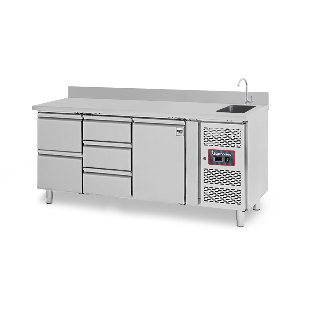 Mesa refrigerada con fregadero 5 cajones, 1 puerta y peto, prof. 700 mm, temp. +2°C/+8°C, incluye grifo