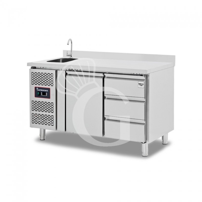 Mesa refrigerada 3cajones 1 puerta con fregadero y peto. motor lado izquierdo Prof. 700 mm, Temp. +2ºC/+8ºC, grifo incluido