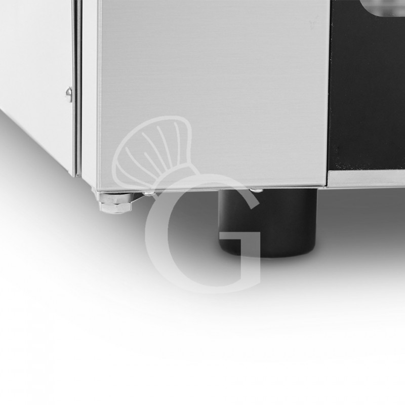 Detalle pies regulables del horno