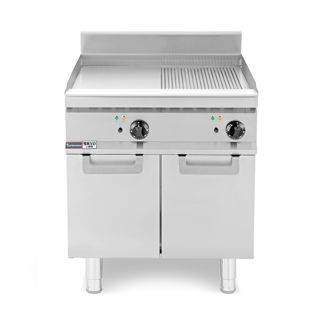 Fry top eléctrico sobre armario cerrado, profundidad 700, plancha 1/2 lisa 1/2 estriada