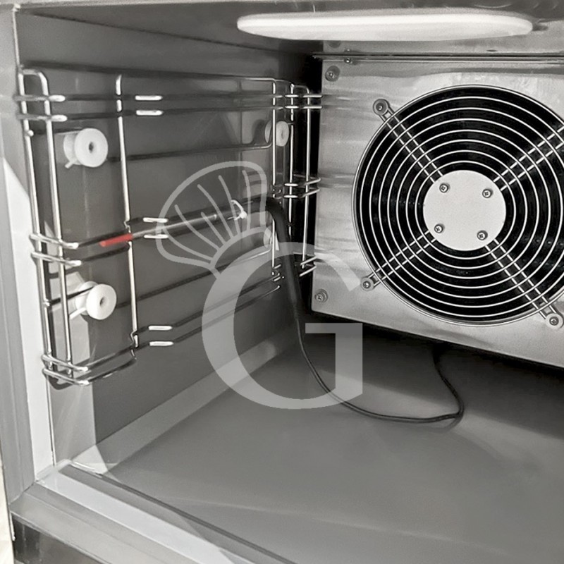 Abatidor de temperatura en acero inoxidable para 3 bandejas o rejillas GN 2/3 ( 353 x 325 mm ), -18°/+3°C