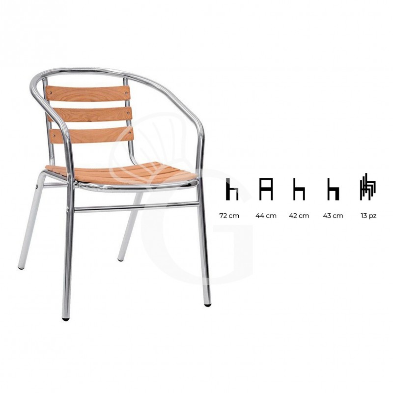 Silla Arco Slim con estructura de aluminio anodizado, asiento y respaldo con listones de roble
