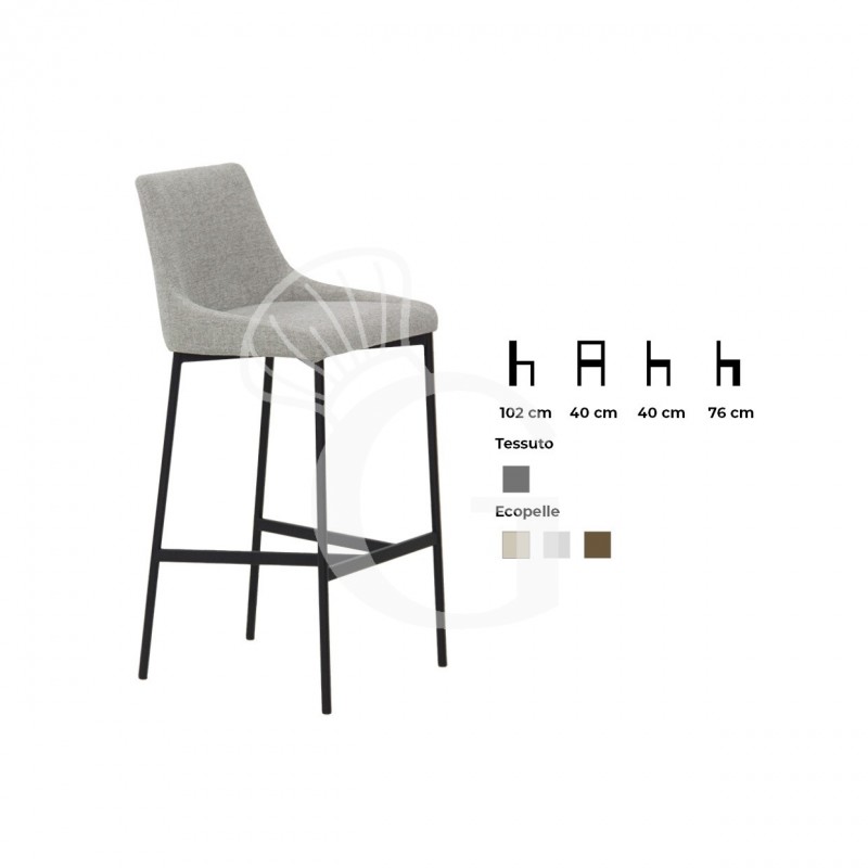 Silla con estructura de metal pintado y asiento y respaldo tapizados en tejido o ecopiel