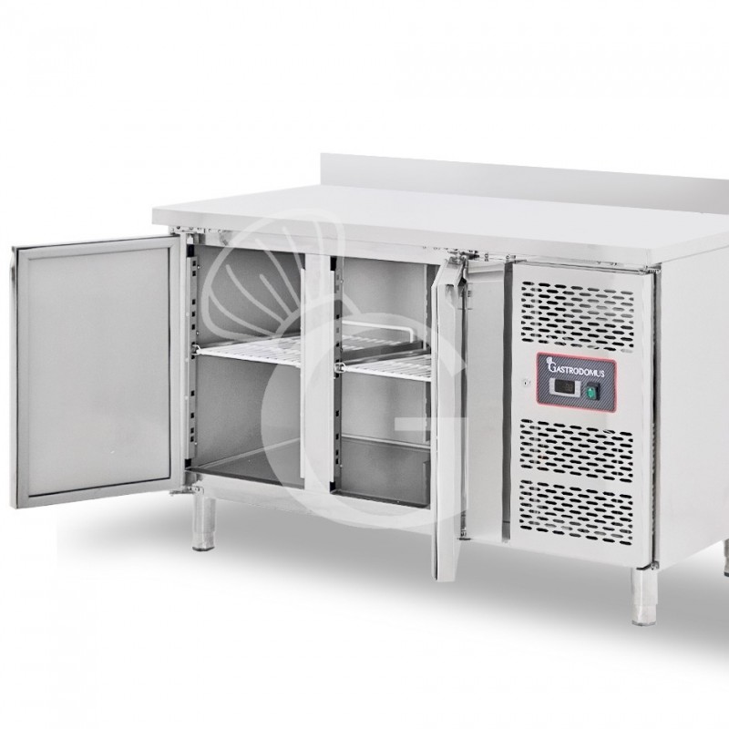 Mesa Refrigerada de pastelería 2 Puertas 600 X 400 mm, peto trasero, -2°C/+8°C Clase de eficiencia energética C