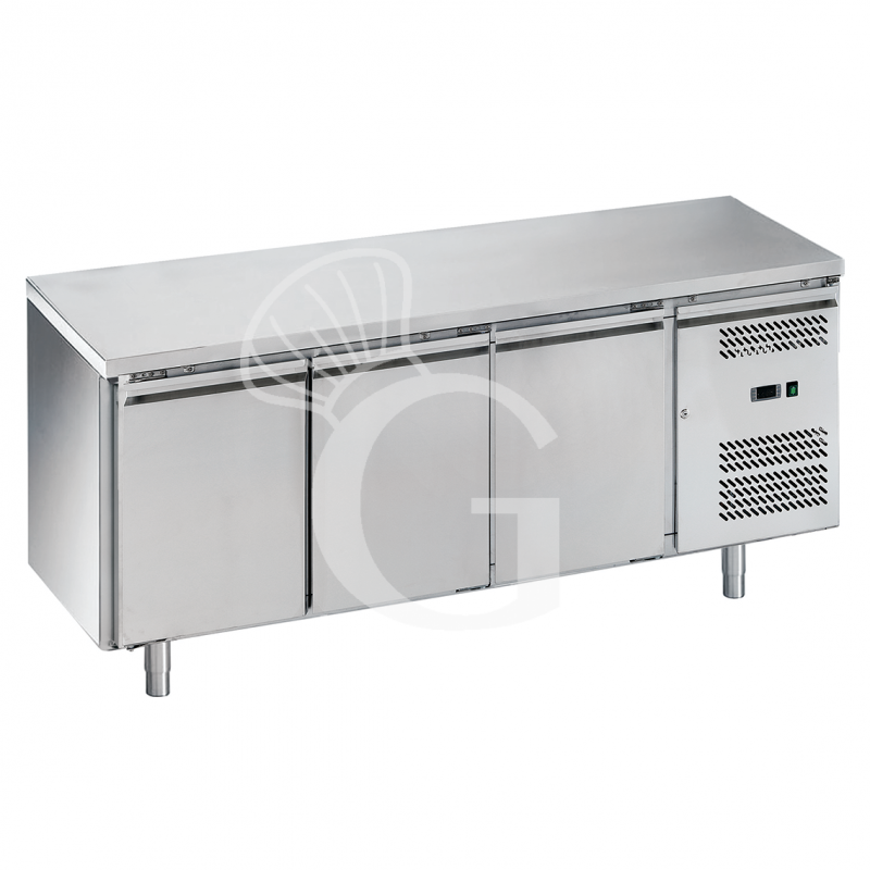 Mesa Refrigerada para Pastelería 3 puertas 600 x 400 mm, con superficie en inox, -2°C/+8°C, clase energética C.