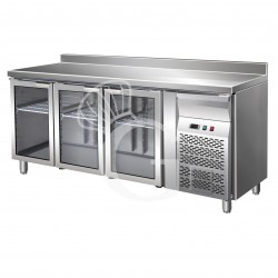 Mesa Refrigerada ventilada, 700 mm de profundidad 3 Puertas de vidrio y Peto, Temperatura +2°C/+8°C