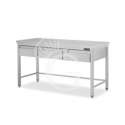 Mesa simple de acero inoxidable con 3 cajones y dimensiones: 1700 mm de largo x 800 mm de profundidad x 850 mm de alto.
