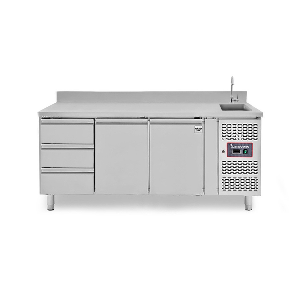 Mesa refrigerada 3 cajones 2 puertas con fregadero y peto, Prof.700 mmm, Temp. +2ºC+8ºC , grifo incluido