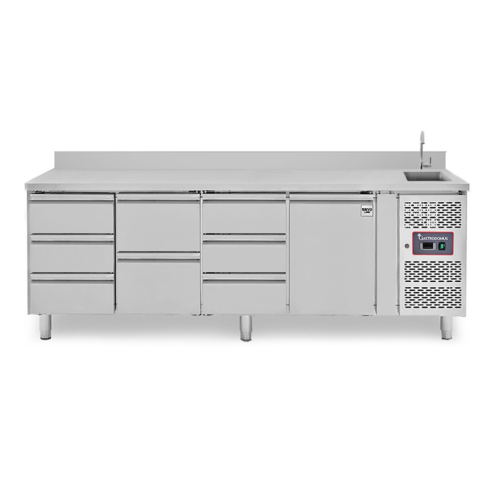 Mesa refrigerada 8 cajones 1 puerta con fregadero y peto, Prof. 700 mm , Temp.+2ºC/+8ºC, grifo incluido