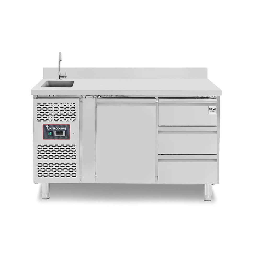 Mesa refrigerada 3cajones 1 puerta con fregadero y peto. motor lado izquierdo Prof. 700 mm, Temp. +2ºC/+8ºC, grifo incluido