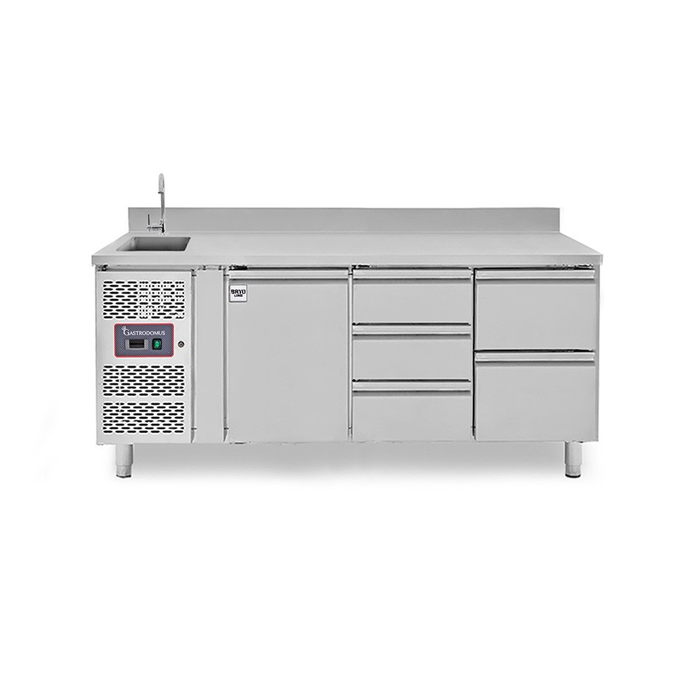 Mesa refrigerada 5 cajones 1 puerta con fregadero y peto, motor lado izquierdo prof. 700 mm , Temp. +2ºC/+8ºC , grifo incluido