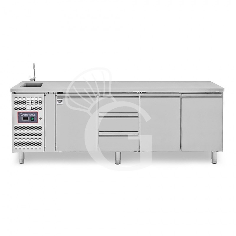 Mesa refrigerada con fregadero - 3 cajones 3 puertas - motor a la izquierda, Prof. 700 mm, temp. +2°C/+8°C, con grifo