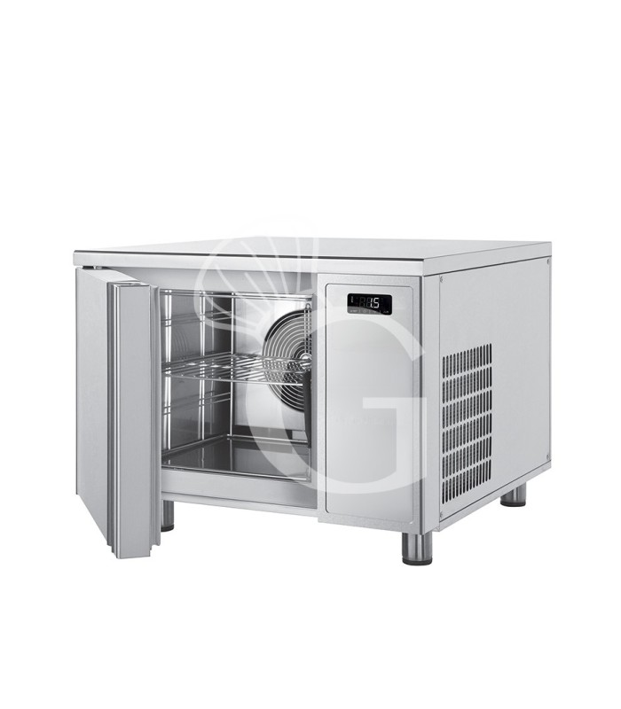 Abatidor de temperatura digital de acero inoxidable capacidad para 3 bandejas/rejillas GN 2/3