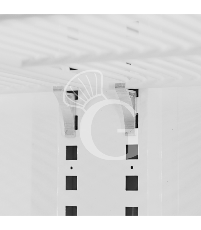 Expositor refrigerado ventilado para bebidas, 2 puertas abatibles, canopy iluminado, capacidad 632 L,+2°C/+10°C, color blanco.