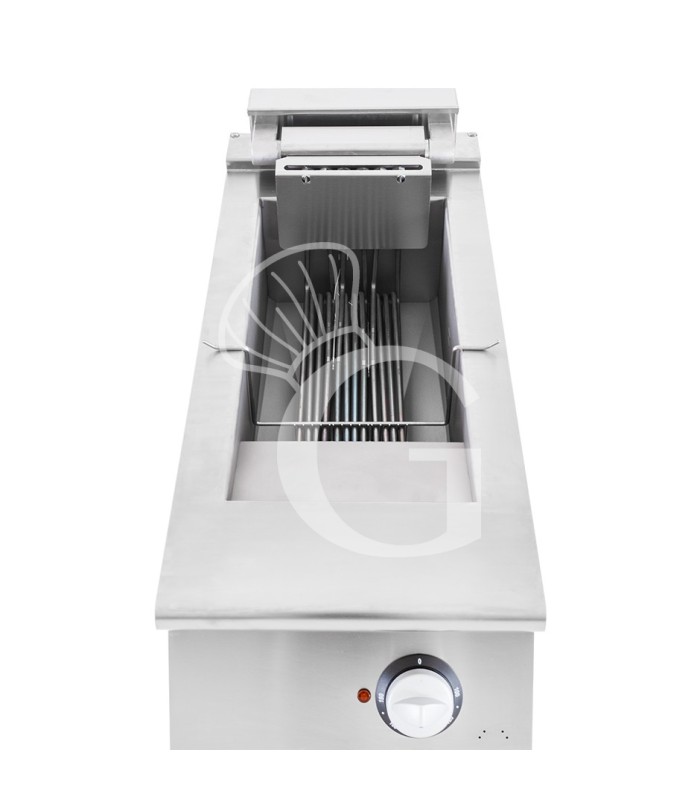 Freidora eléctrica industrial con mueble cerrado 1 cuba 15 LT 10,2 Kw Trifásica