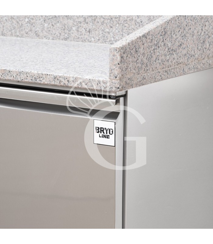 Mesa fría de refrigeración estática preparada para 6 cubetas GN 1/4 con 3 puertas