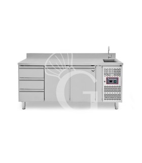 Mesa refrigerada 3 cajones 2 puertas con fregadero y peto, Prof.700 mmm, Temp. +2ºC+8ºC , grifo incluido