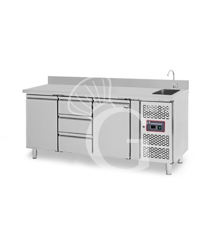 Mesa refrigerada 3 cajones 2 puertas con fregadero y peto , Prof. 700mm, Temp. +2ºC/+8ºC, grifo incluido