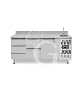 Mesa refrigerada 5 cajones 1 puerta con fregadero y peto , prof. 700 mm m temp. +2ºC/+8ºC , grifo incluido