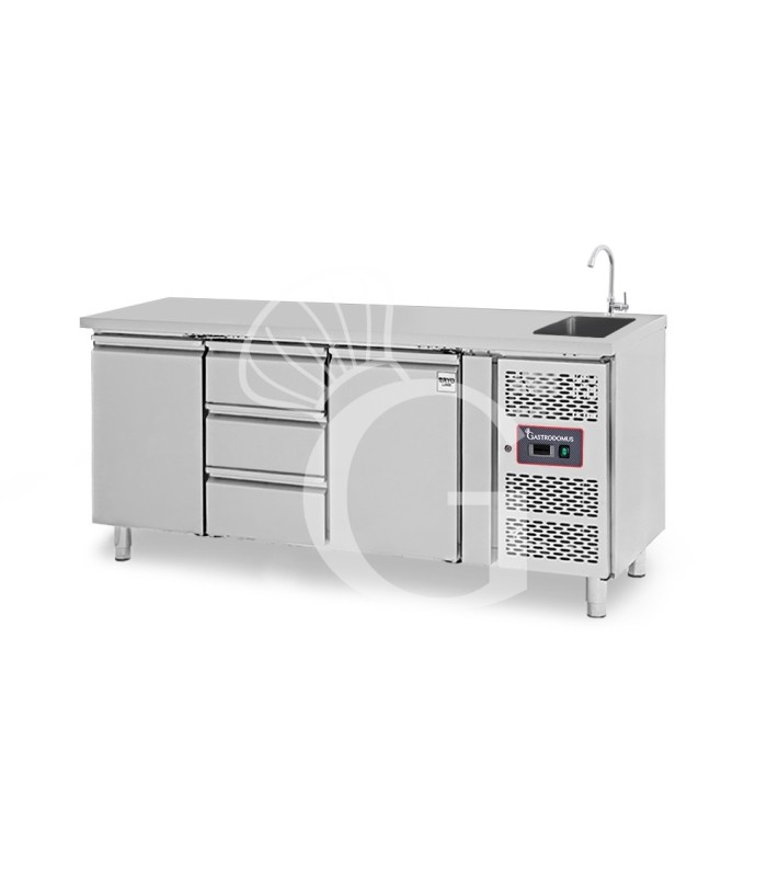 Mesa refrigerada 3 cajones 2 puertas con fregadero, Prof. 700 mm, Temp. +2ºC/8ºC, grifo incluido
