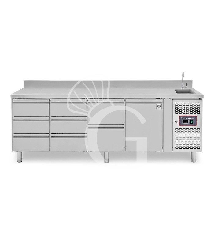 Mesa refrigerada 8 cajones 1 puerta con fregadero y peto , Prof. 700 mm, Temp. +2ºC/+8ºC, grifo incluido