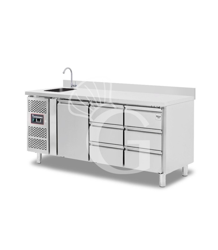 Mesa refrigerada 6 cajones 1puerta con fregadero y peto, motor lado izquierdo Prof. 700mm, Temp. +2ºC/+8ºC, grifo incluido