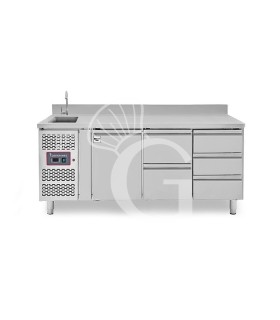 Mesa refrigerada 5 cajones 1 puerta con fregadero y peto, motor lado izquierdo  Prof. 700mm, Temp. +2ºC/+8ºC , grifo incluido