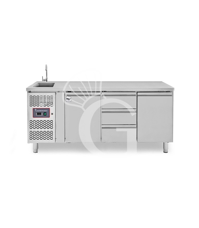 Mesa fregadero refrigerada con 3 cajones centrales, 2 puertas, fregadero, grifo, motor a la izquierda, P 700 mm, +2°C/+8°C
