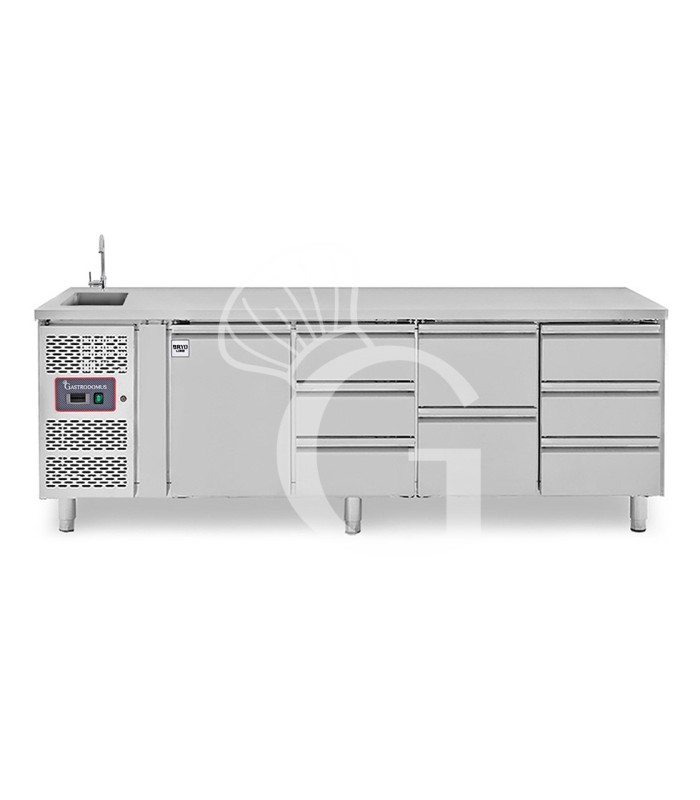 Mesa refrigerada con fregadero - 8 cajones 1 puerta, motor a la izquierda Prof. 700 mm, temp. +2°C/+8°C, con grifo