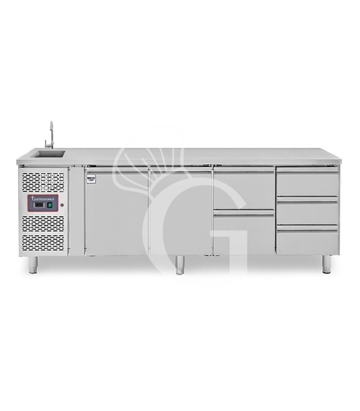 Mesa refrigerada con fregadero - 5 cajones 2 puertas ,motor a la izquierda, Prof. 700 mm, temp. +2°C/+8°C, con grifo