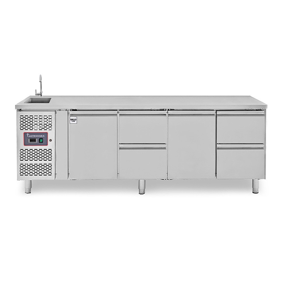 Mesa refrigerada 4 cajones 2 puertas con fregadero y peto. Prof. 700 mm, Temp. +2ºC/+8ºC , grifo incluido