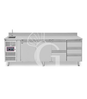 Mesa refrigerada 5 cajones 2 puertas con fregadero y peto, motor a la izquierda, Prof. 700 mm, temp. +2°C/+8°C, con grifo