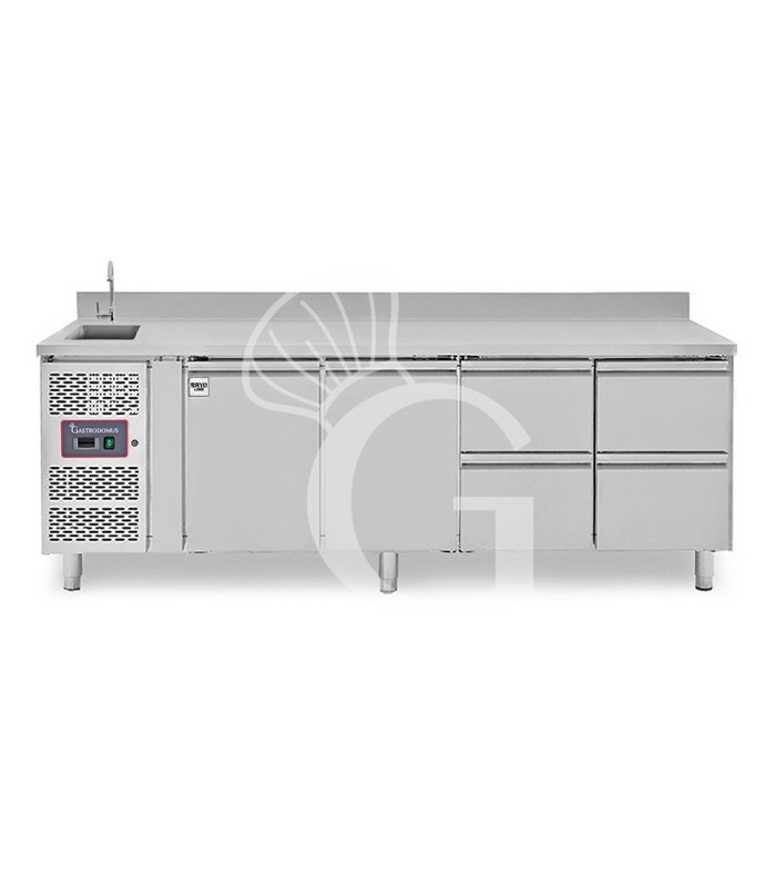 Mesa refrigerada 4 cajones 2 puertas con fregadero y peto, motor a la izquierda Prof. 700 mm, temp. +2°C/+8°C, con grifo
