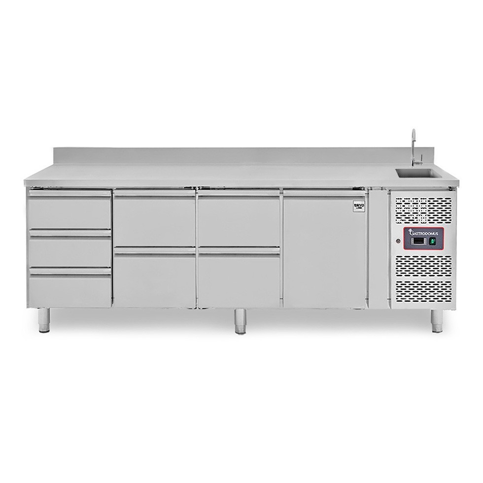 Mesa refrigerada 7 cajones 1 puerta con fregadero y peto, Prof. 700 mm, temp. +2ºC/+8ºC, grifo incluido