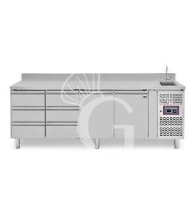 Mesa refrigerada 6 cajones 2 puertas con fregadero y peto , Prof.700 mm, Temp. +2ºC/+8ºC, grifo incluido