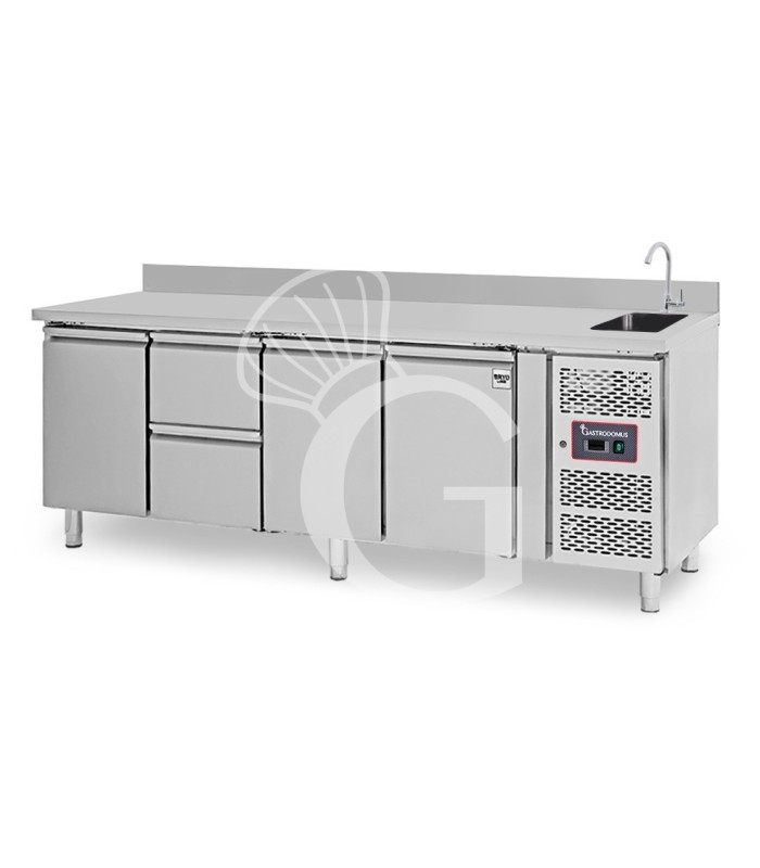 Mesa refrigerada 2 cajones 3 puertas con fregadero y peto , Prof.700 mm, Temp. +2ºC/+8ºC , grifo incluido