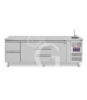 Mesa refrigerada 5 cajones 2 puertas con fregadero, Prof. 700 mm , Temp. +2°C/+8°C, grifo incluido