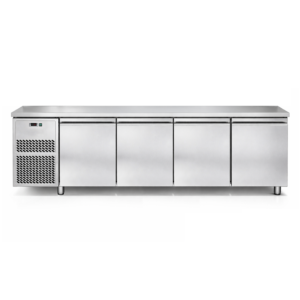 Mesa refrigerada 4 puertas, prof.  700 mm 0°C/+10°C, motor a la izquierda, clase energética D